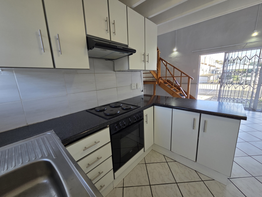 1 Bedroom Property for Sale in Humewood Eastern Cape